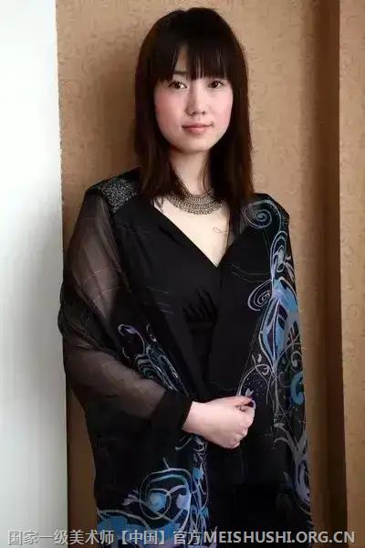 张筱雨是中国网红模特,以其大胆、前卫的人体艺术摄影作品 张筱雨是中国网红模特,以其大胆、前卫的人体艺术摄影作品